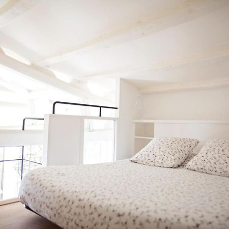 Ferienwohnung XVIII Century Gem With Magnificent Views Of The Harbour With A Private Garage Saint-Martin-de-Ré Exterior foto