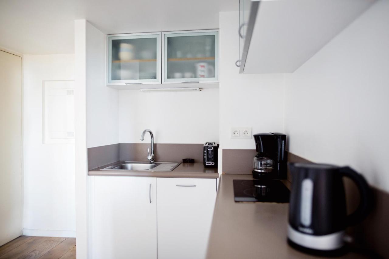 Ferienwohnung XVIII Century Gem With Magnificent Views Of The Harbour With A Private Garage Saint-Martin-de-Ré Exterior foto